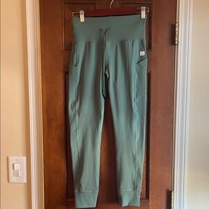 Vuori Womens Sage Green Daily Jogger